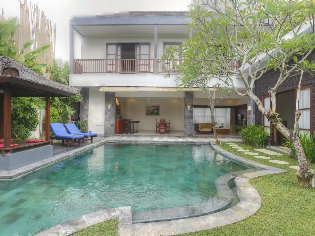 Villa Fanisa Kuta Lombok Szoba fotó