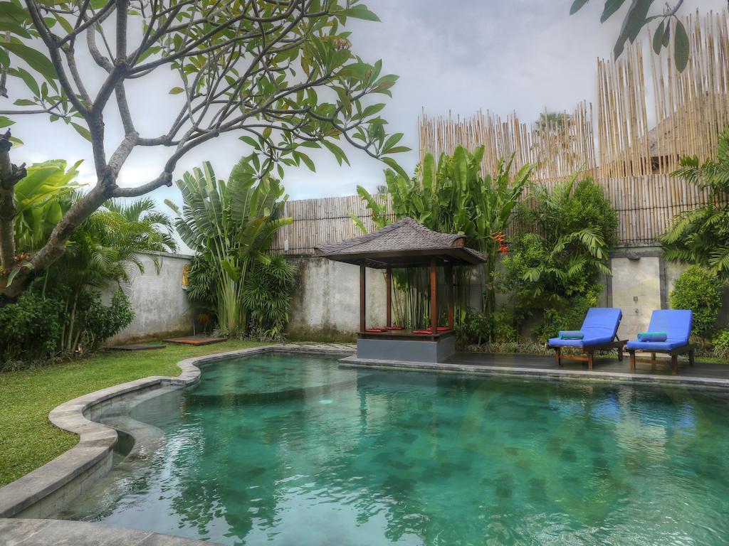 Villa Fanisa Kuta Lombok Szoba fotó