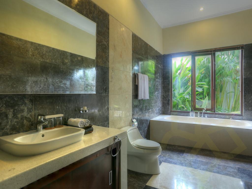 Villa Fanisa Kuta Lombok Szoba fotó