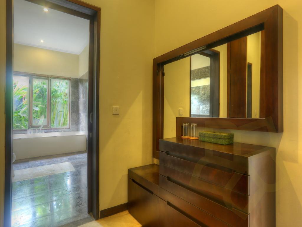 Villa Fanisa Kuta Lombok Szoba fotó